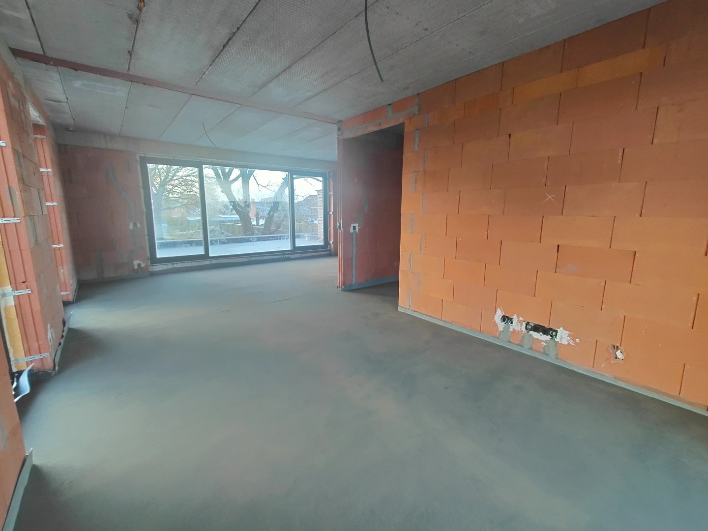 Stijlvolle nieuwbouwduplex met 3 slaapkamers & ruim zonnig terras - foto 4