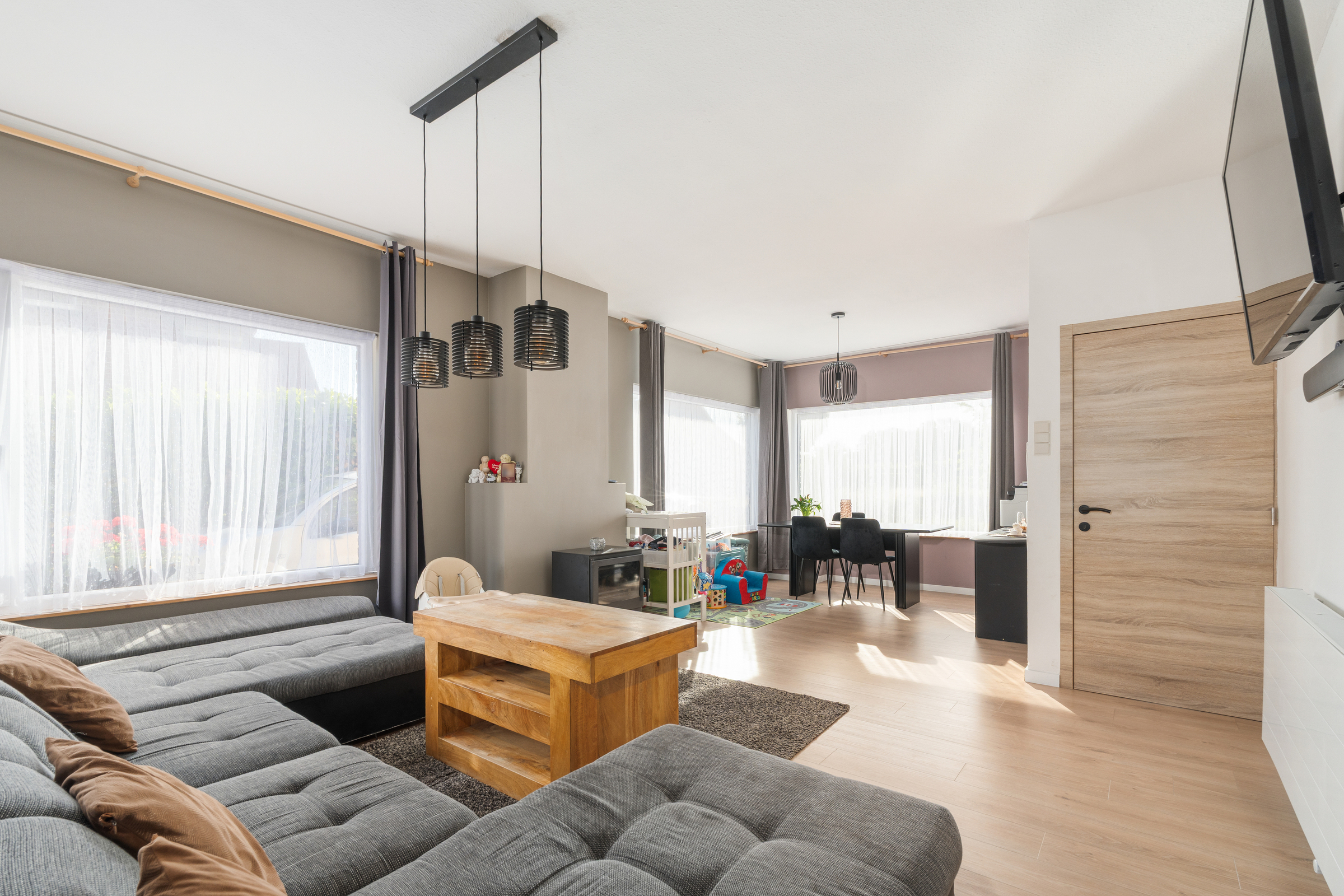 Halfopen woning met ruime tuin in Maldegem - foto 1