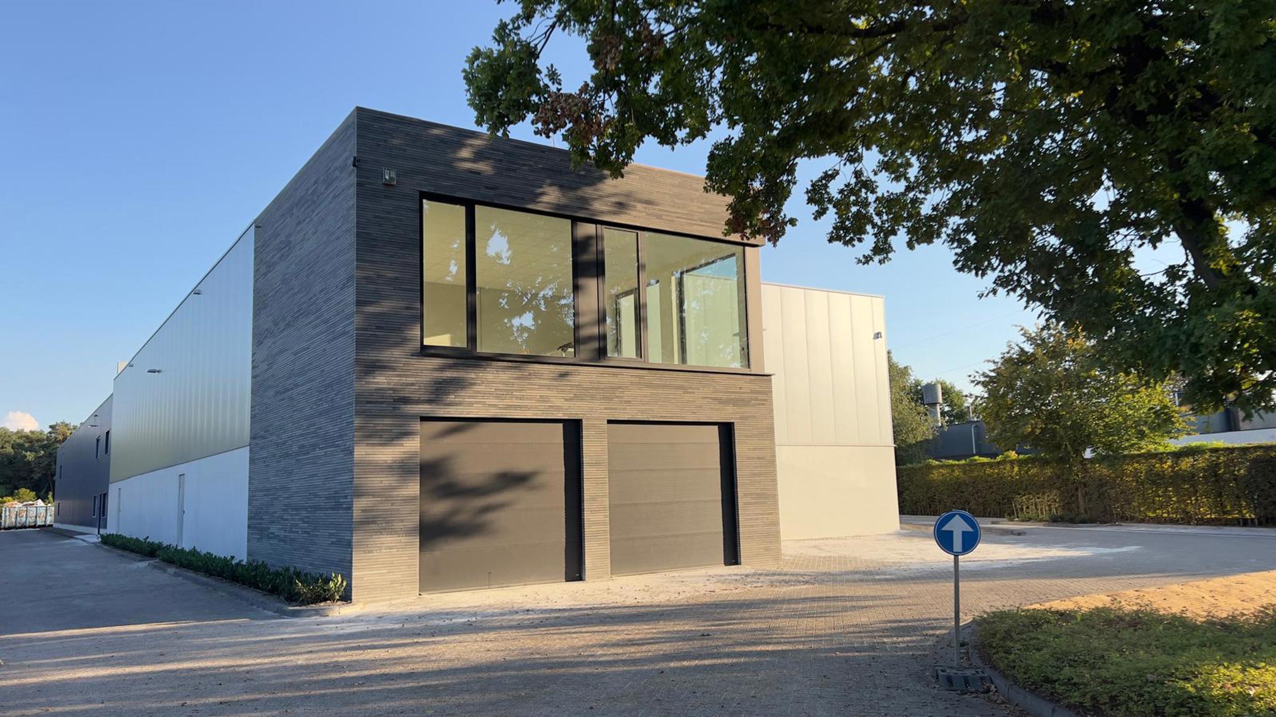 Commercial for rent in Beerse