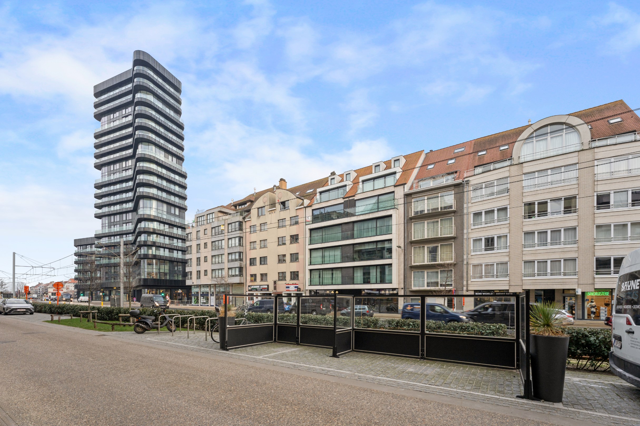 Ingerichte horecazaak te Heist-aan-Zee - foto 1