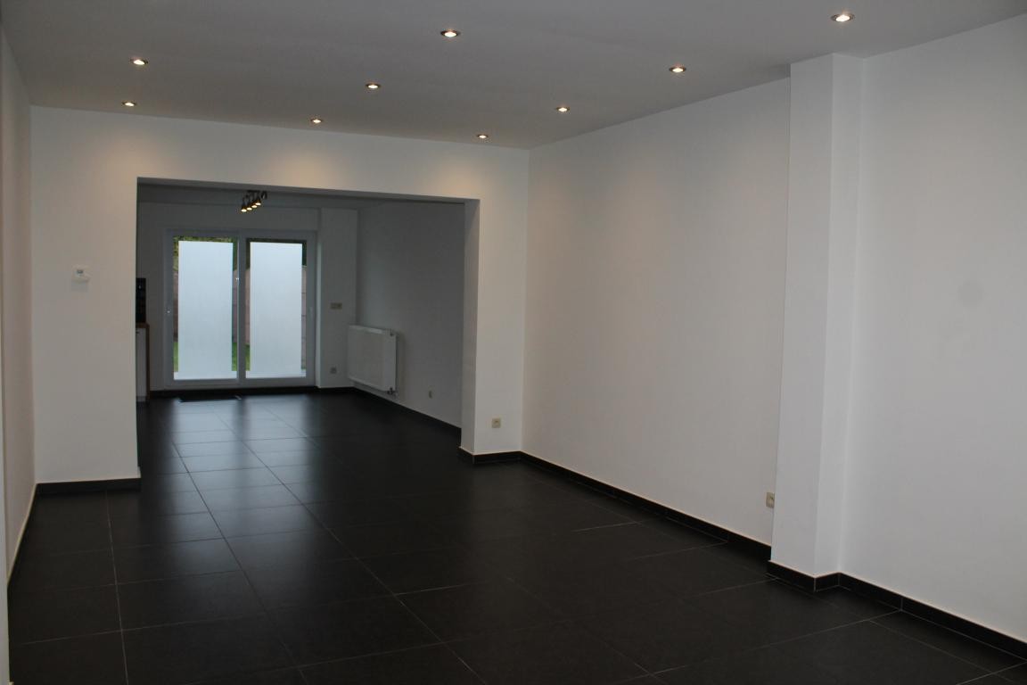 Gerenoveerde instapklare woning - foto 3