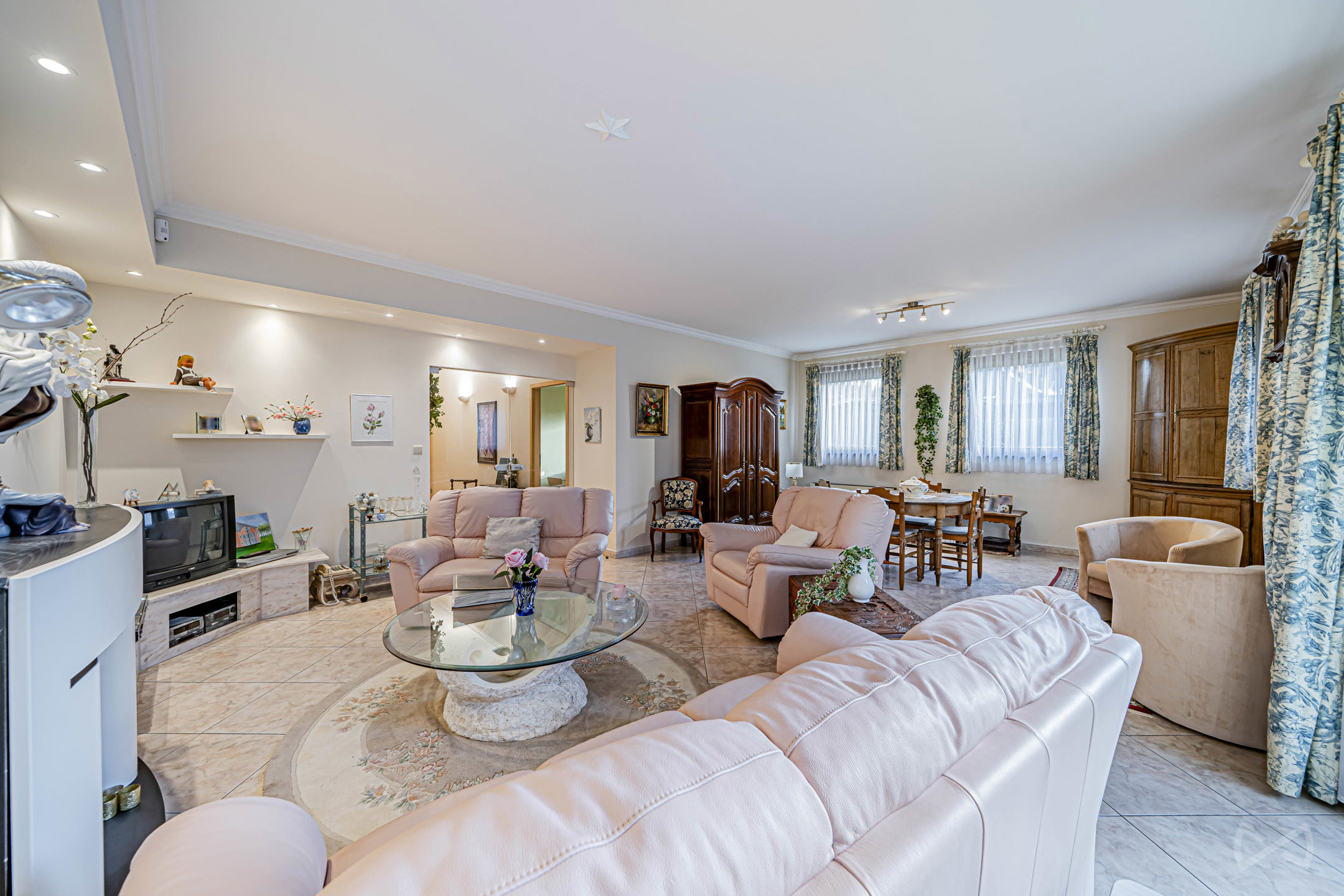 Appartement à vendre à Marcinelle avec 3 chambres - photo 3