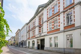 Een voormalige brandweerkazerne, werd in 2014 omgetoverd tot een stijlvol complex bestaande uit appartementen, studio's en studentenkamers...