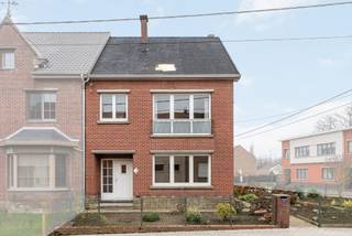 Halfvrijstaande, te renoveren woning gelegen in de landelijke dorpskern van Valmeer. In het charmante dorp zijn tal van voorzieningen op...