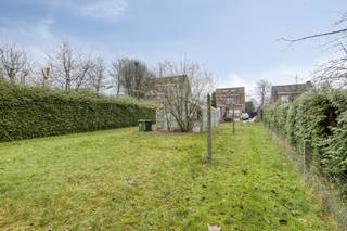 Ontdek deze schitterende, gerenoveerde open bebouwing in het groene Brecht, ideaal voor wie op zoek is naar ruimte, comfort en kwaliteit. De...