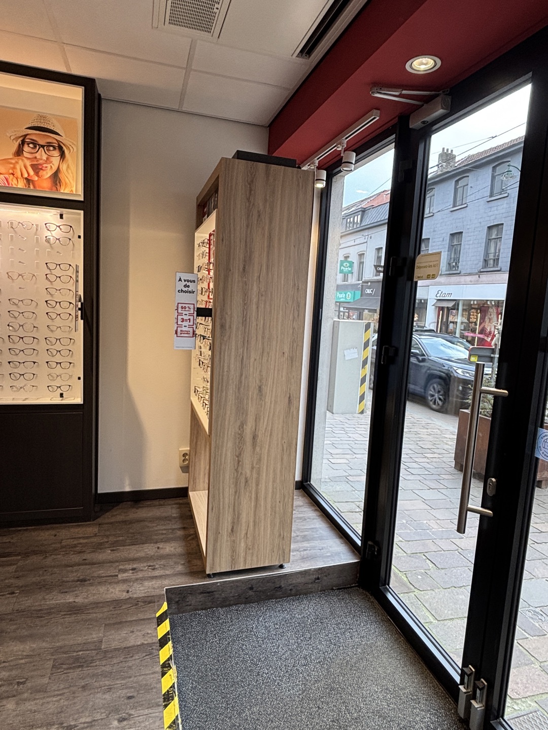 Commercial à louer à Uccle - photo 4