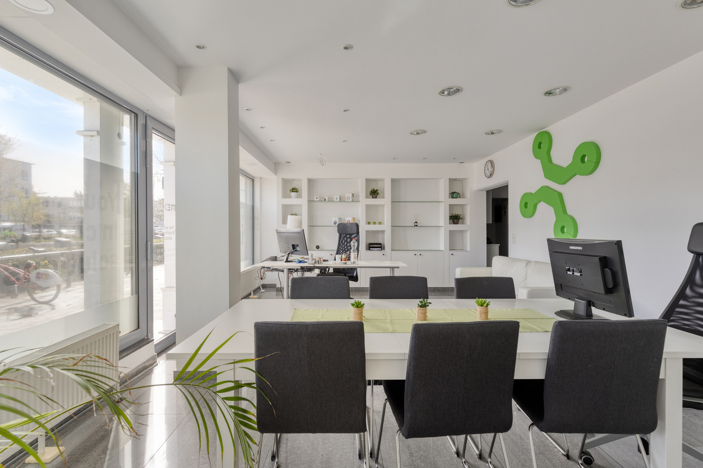 Instapklaar handelspand/kantoor op Linkeroever - photo 5