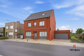 Op zoek naar een combinatie van wonen en werken? Deze alleenstaande woning in de Jonkershovestraat 59 biedt een unieke opportuniteit voor wie op...