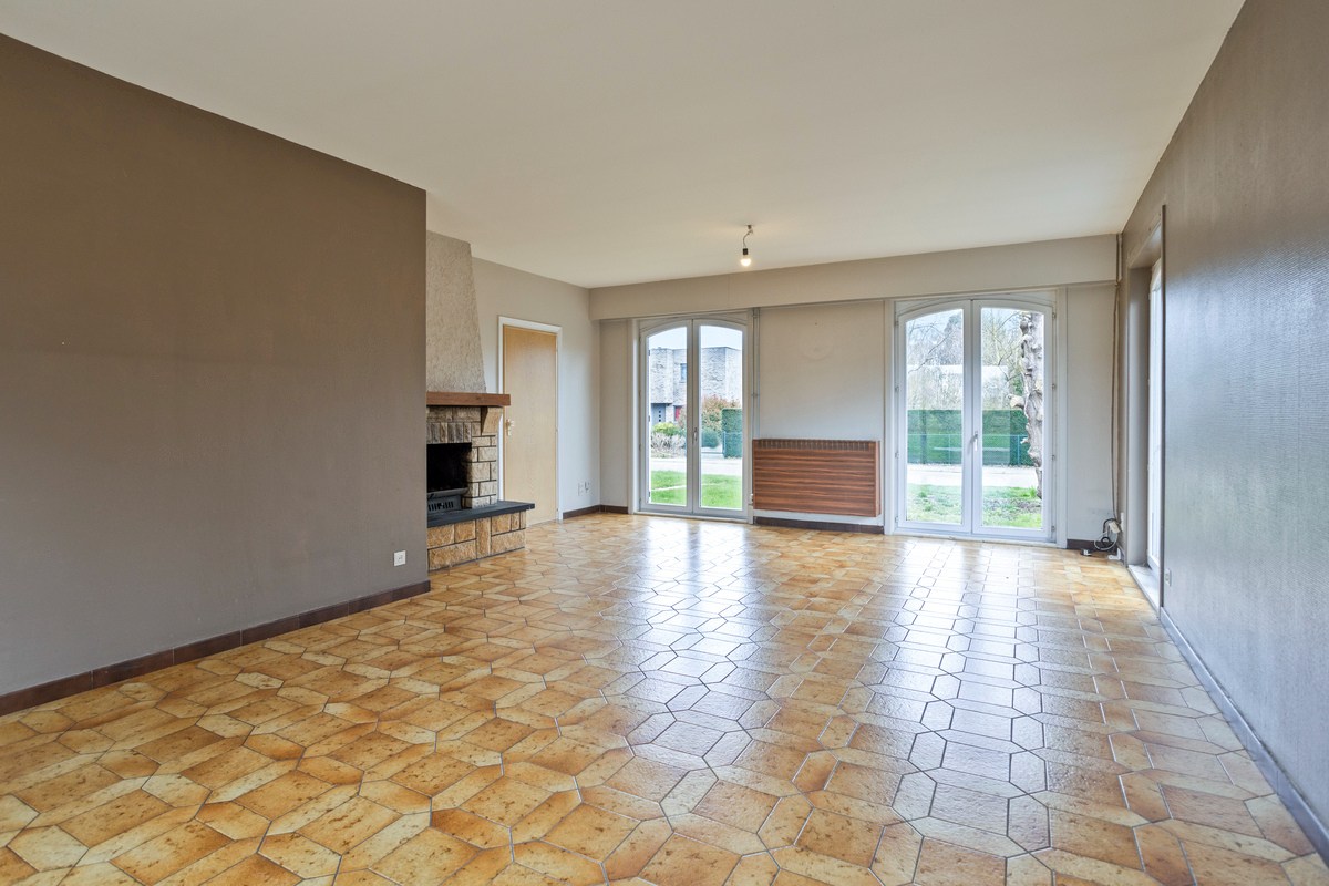 Open bebouwing met 3 slaapkamers, tuin en 2 garages op een perceel van 1108 m² in Haasrode! – EPC 363 kWh/m² - bewoonbare opp. 196 m² - foto 4