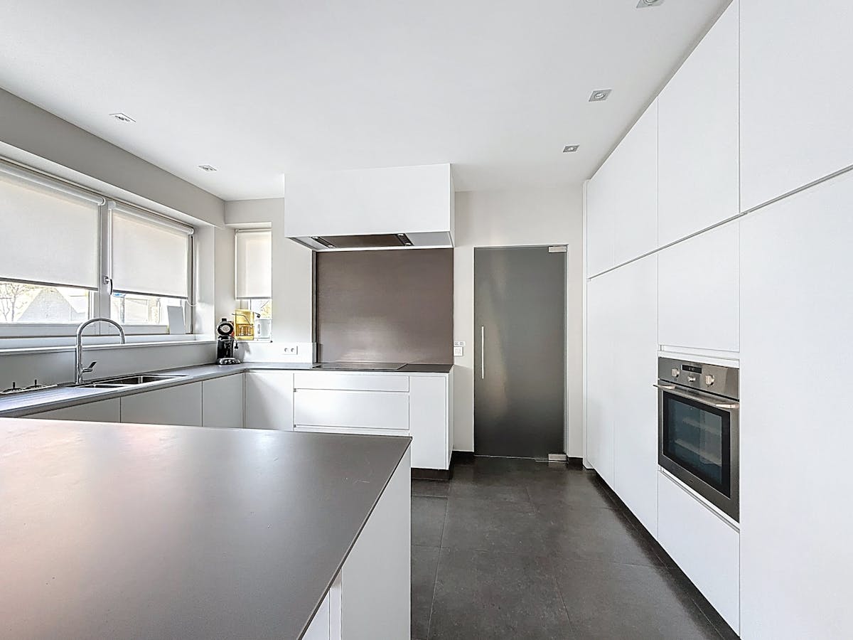 Woning met 3 slaapkamers en tuin te huur in Sint-Idesbald - foto 2