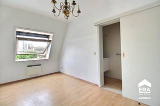 Virtueel Bezoek: https://my.matterport.com/show/?m=PZgTzV8nRjB ANDERLECHT: Appartement van 102 m² (Ref. EPB), gelegen op de 7e verdieping van een...