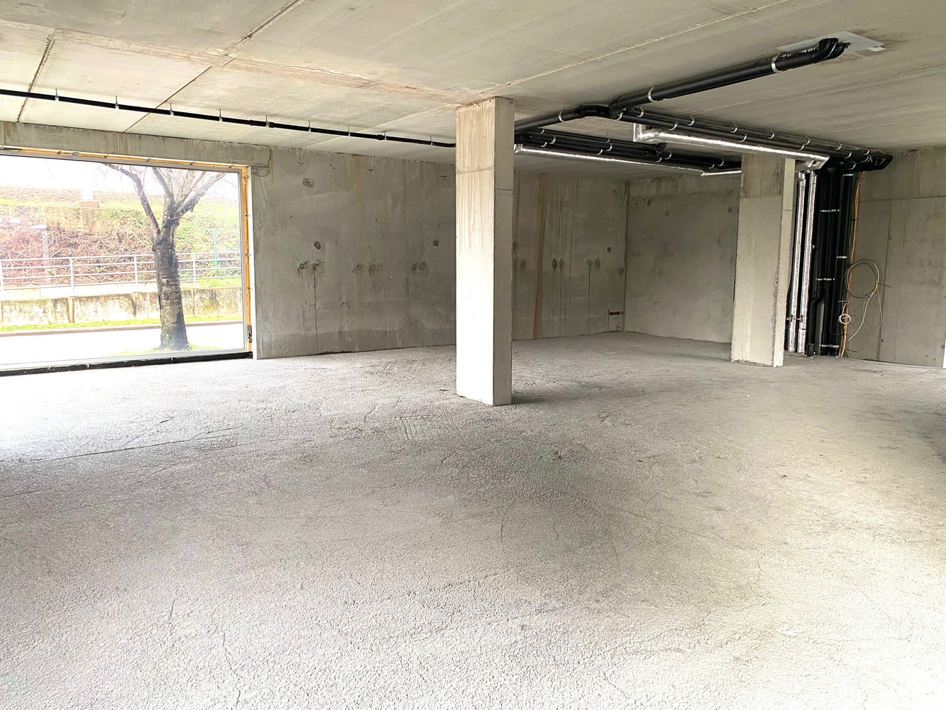 Commercial for rent in Kortrijk - photo 3