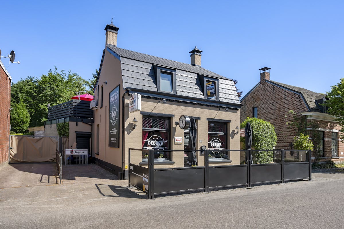 Woning met charmante kroeg en tuinterras te koop! - foto 1