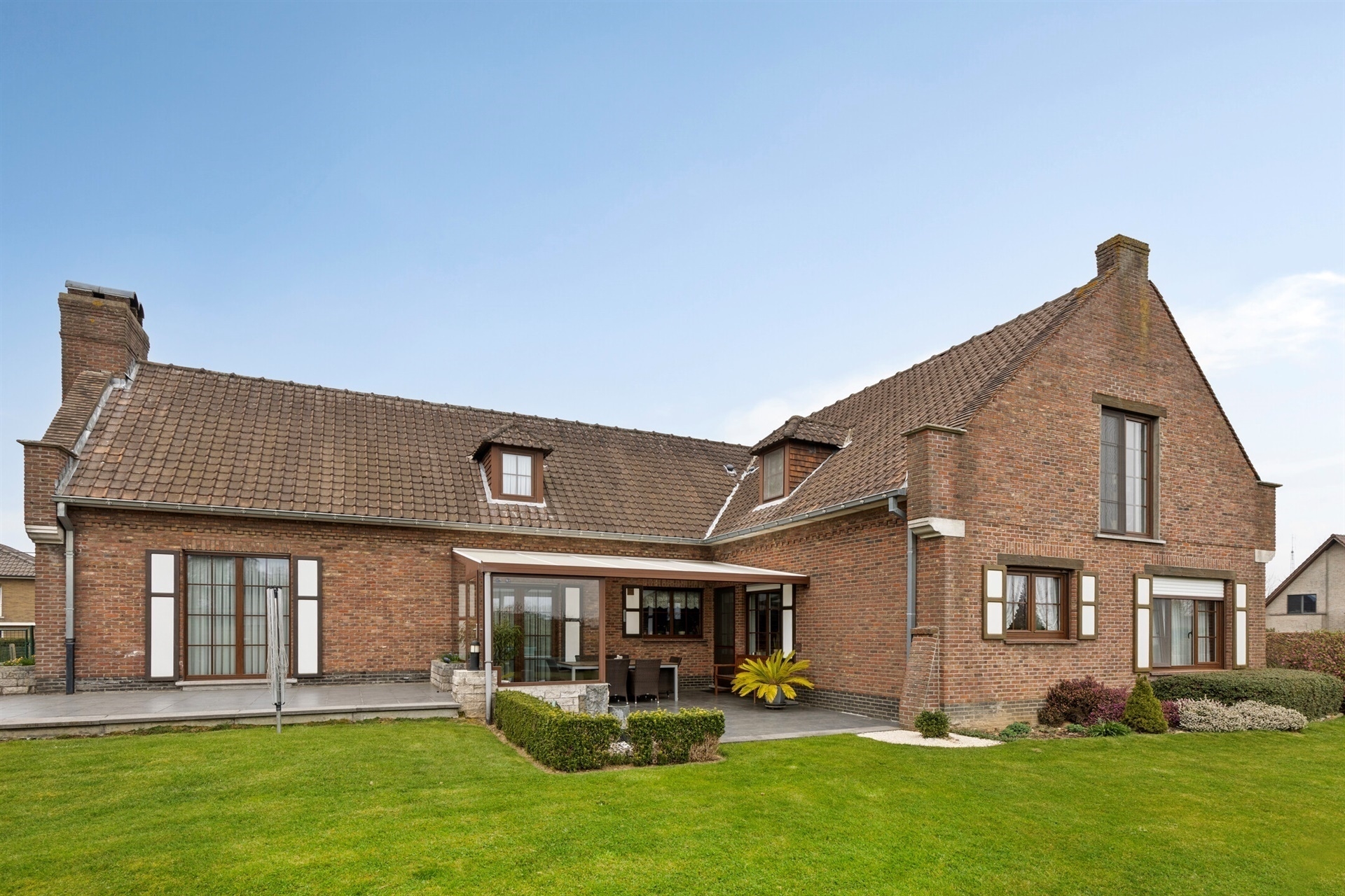 House for sale in Merchtem with 6 bedrooms - photo 1