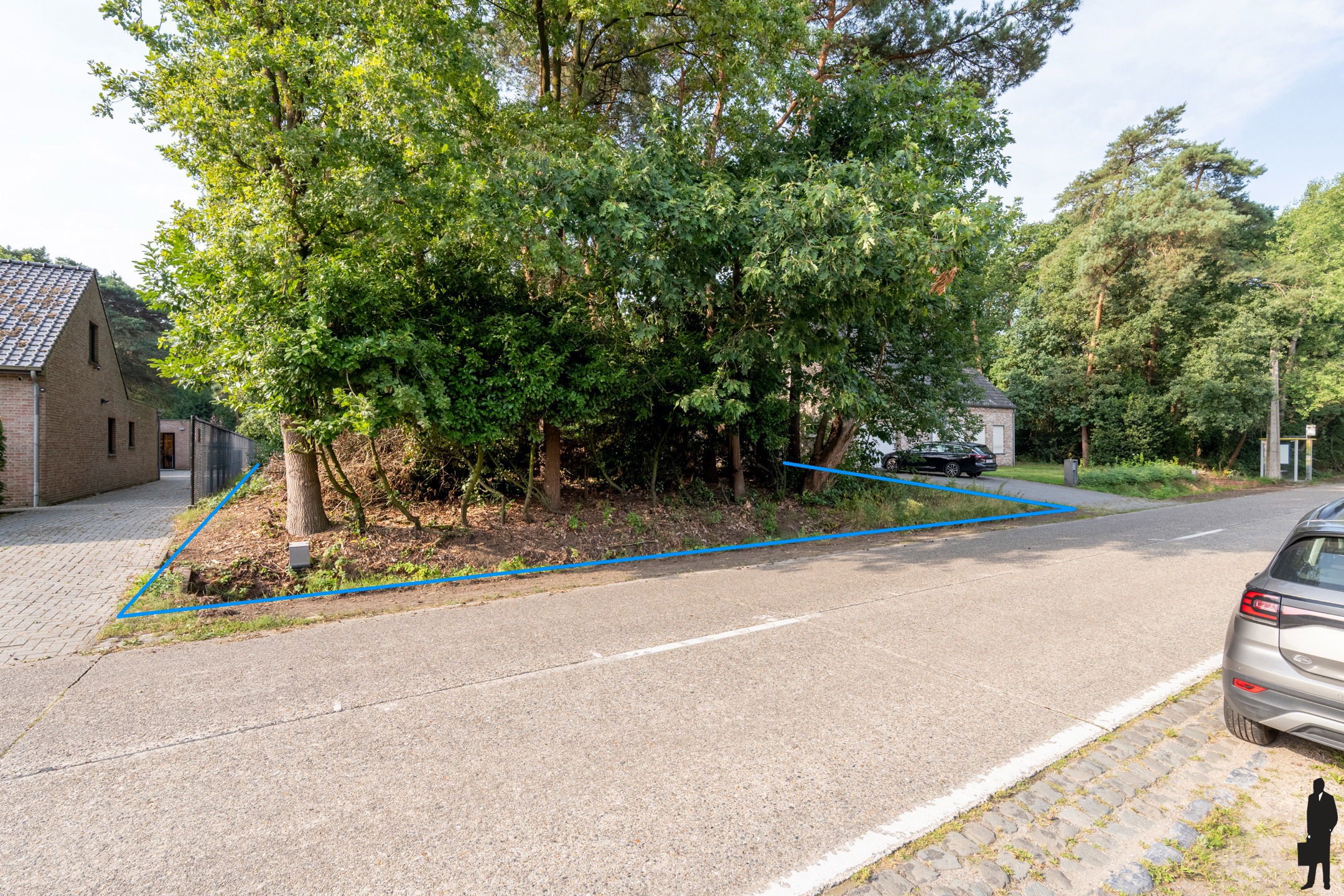 Bouwgrond van 2.567 m² met zuidoriëntatie in Zoersel - foto 1