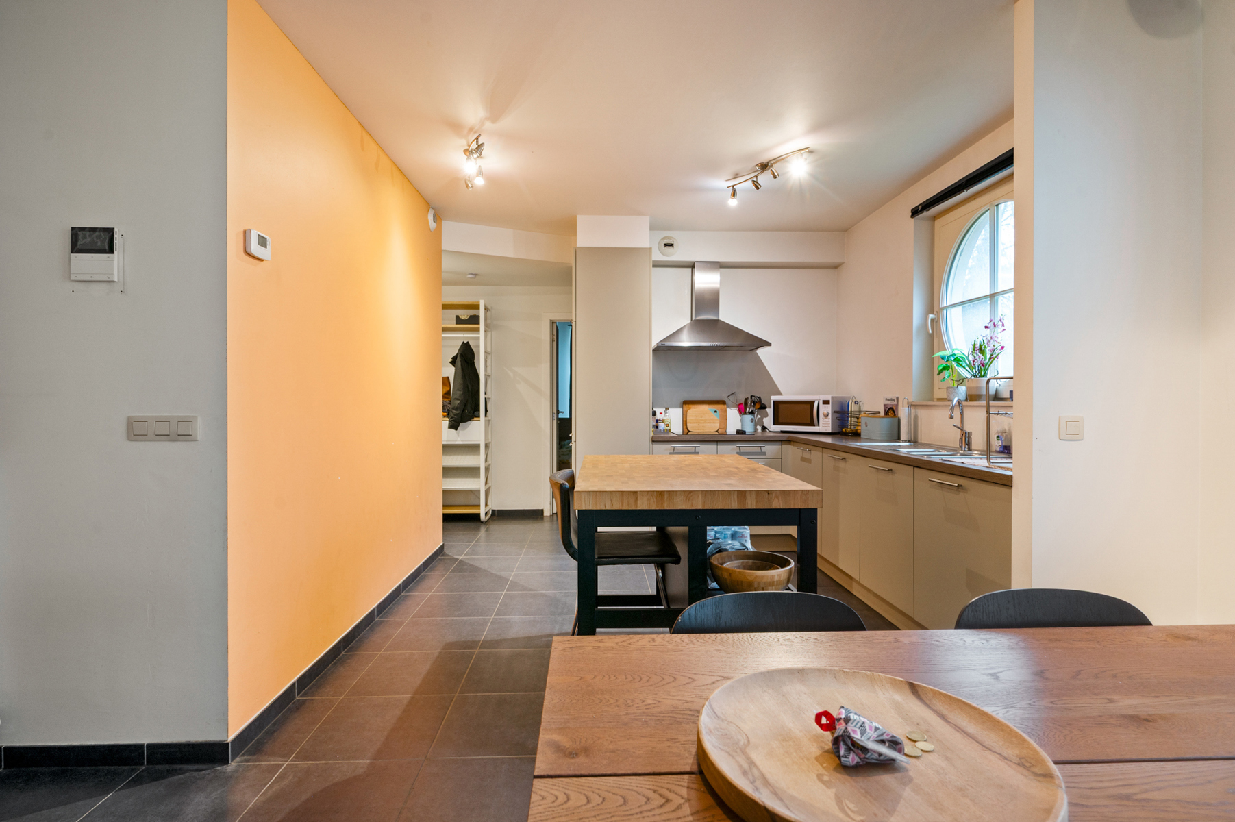 Rustig gelegen gelijkvloers appartement met twee slaapkamers en tuin.  - foto 5