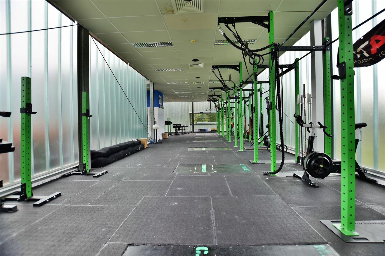 Sportruimte 170m² in het sport & gezondheid centrum 'Division 92' te Grembergen - foto 4