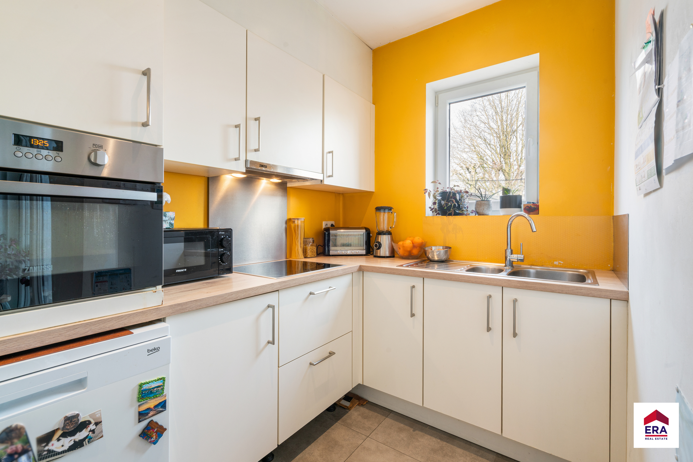 Recent gerenoveerde woning op een topligging in Tielt! - foto 5