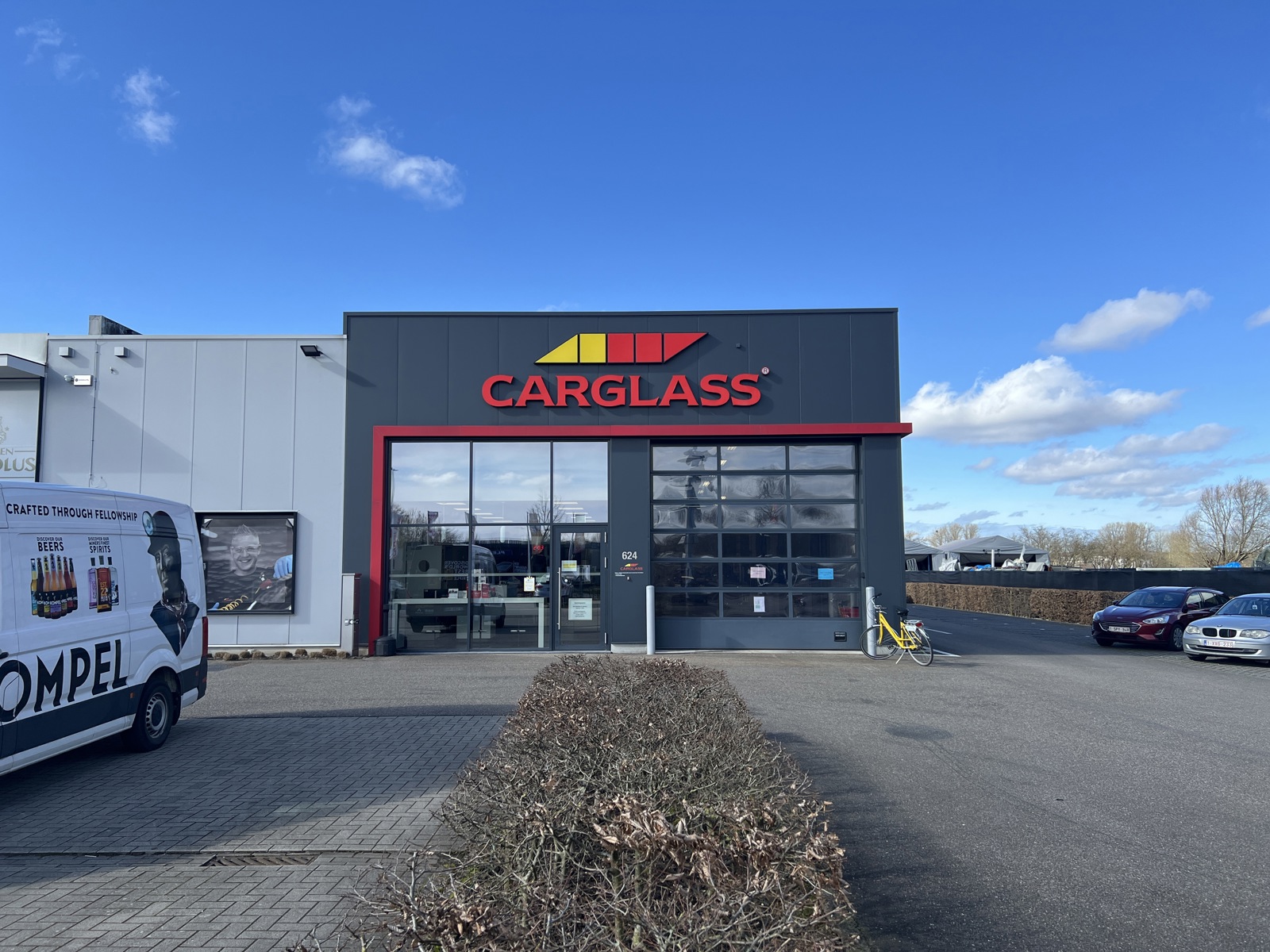Commercial à louer à Maasmechelen - photo 1