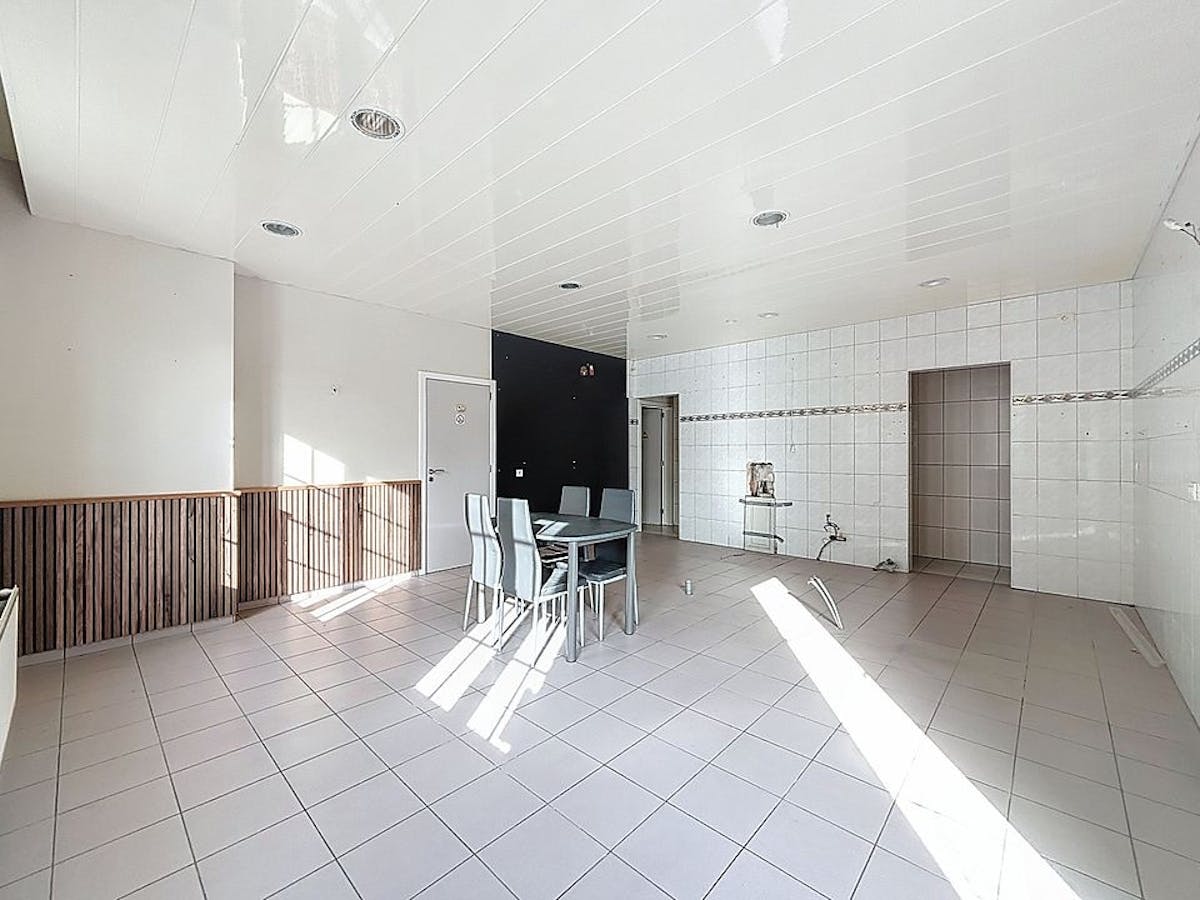 Local commercial situé au centre à vendre à Rijkevorsel - photo 5