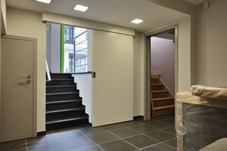 Kantoor/winkel (ca. 114 m²) te koop in Heist op commerciële ligging. Indeling:- Gelijkvloerse verdieping: ruimte van ca. 31 m²- Eerste...