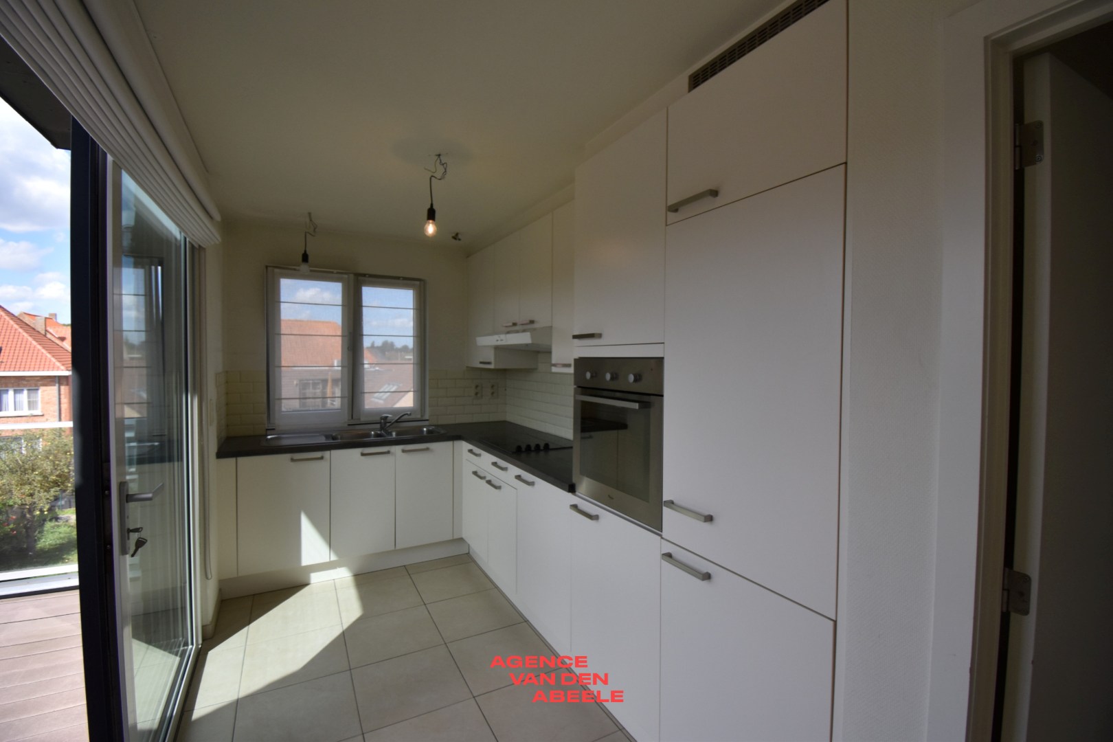 Apartment for rent in Oostkamp with 2 bedrooms - photo 4