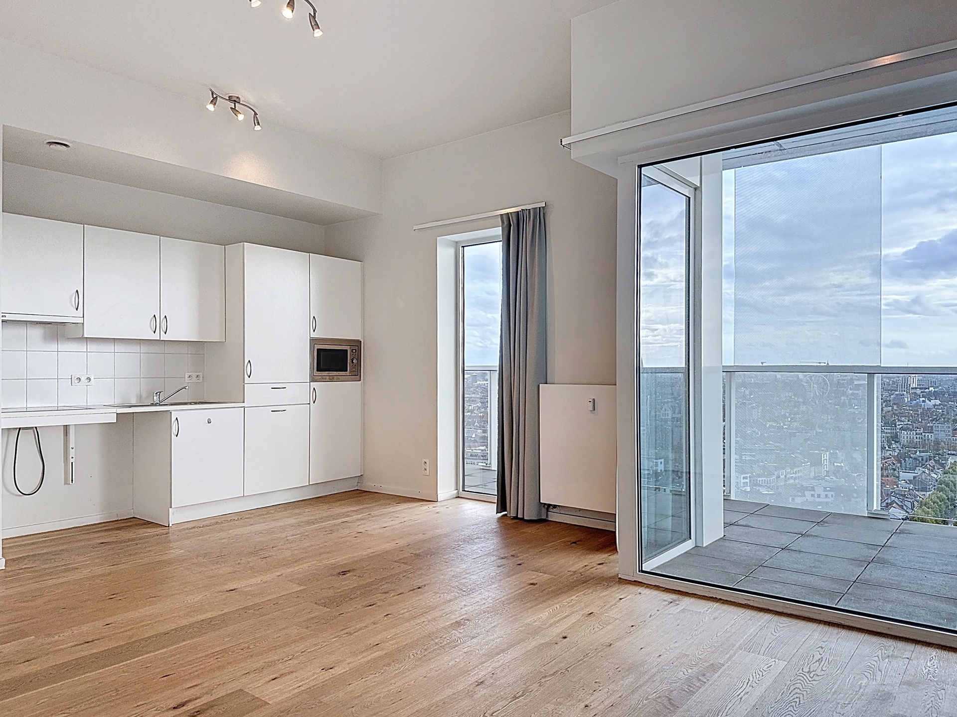 Appartement à louer à Anvers avec 2 chambres - photo 4