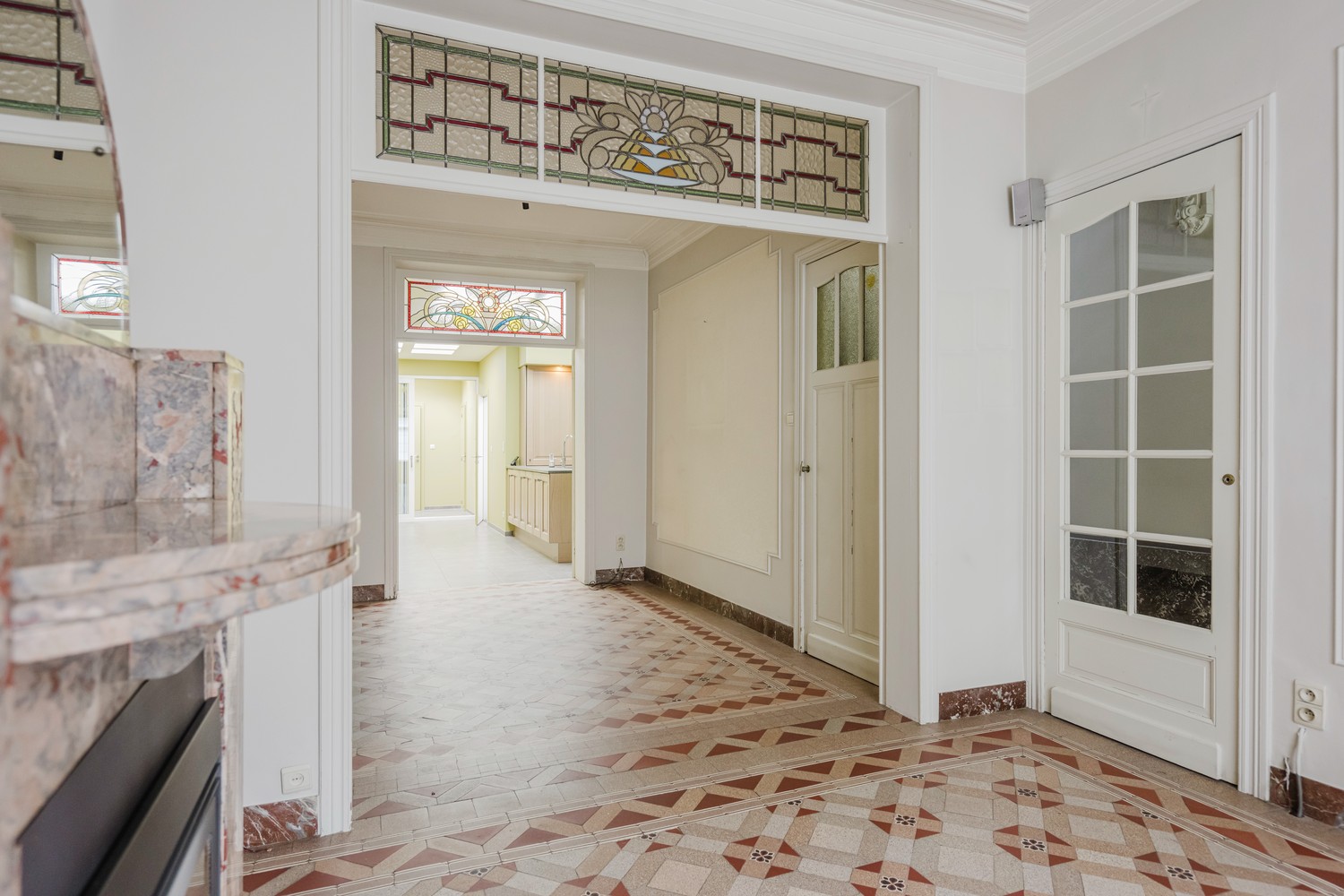 AUTHENTIEKE WONING MET GARAGE - foto 4