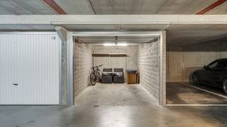 In de Paul Parmentierlaan verkopen we deze goed toegankelijke, ruime garagebox met elektrische poort.Bezoeken? Graag na afspraak met Avantimmo op het...