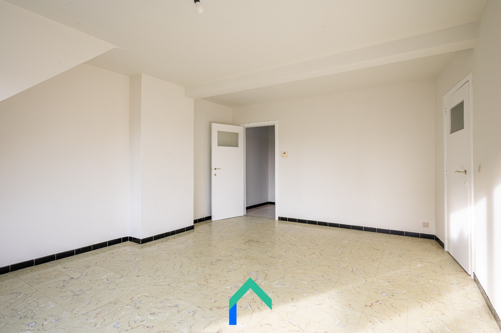 Instapklaar appartement met 2 slaapkamers in Zottegem - foto 3