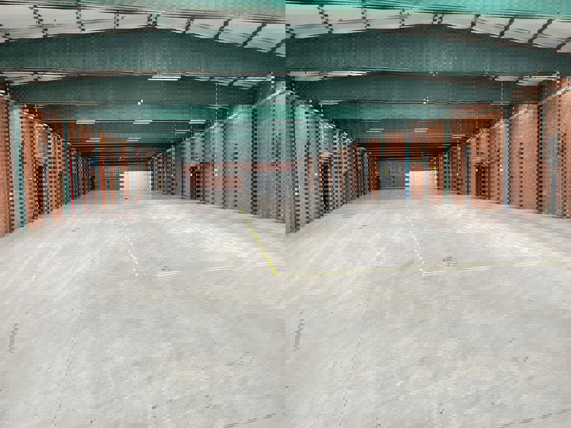 Commercial à louer à Saint-Nicolas - photo 3