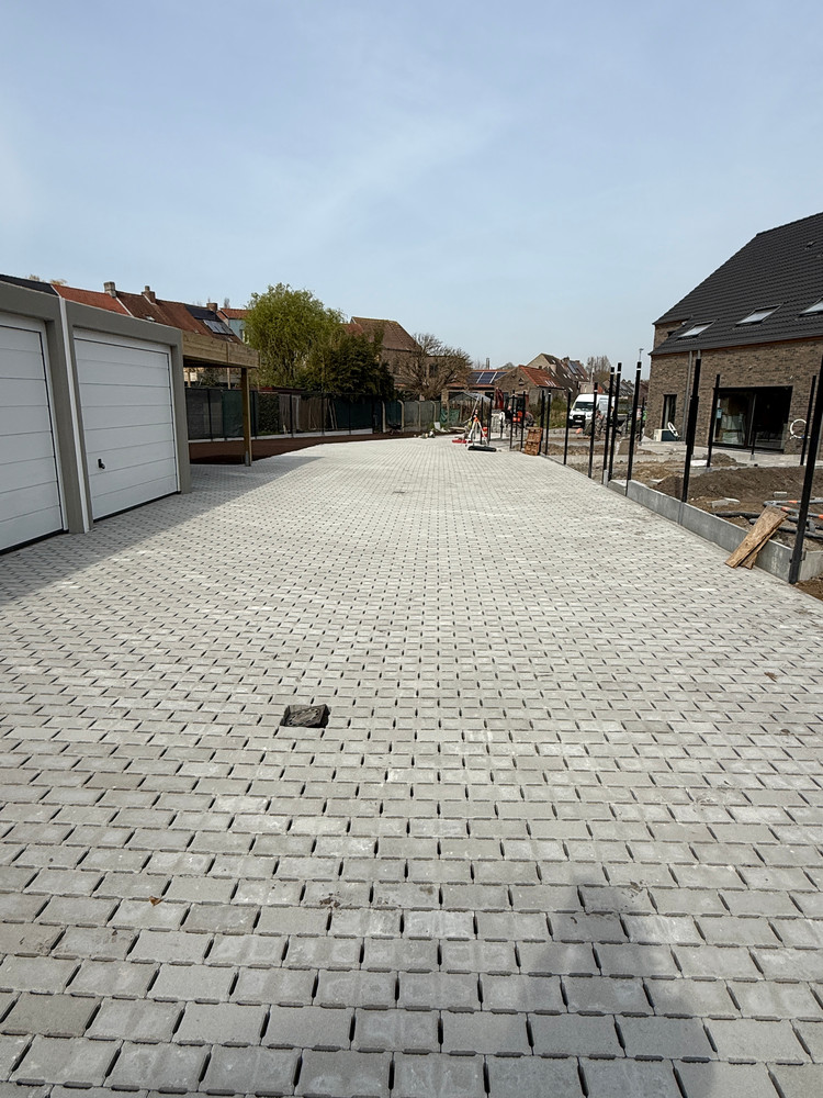 ASSEBROEK: AUTOSTAANPLAATS TE KOOP! - foto 5