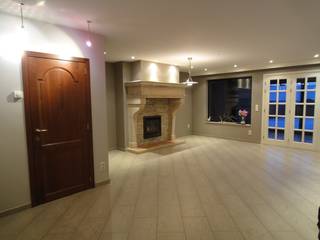 Deze eigendom is centraal gelegen in de Stationsdreef 205, ingedeeld in 2 appartementen en steeds vlot verhuurbaar.--> Appartement gelegen op het...