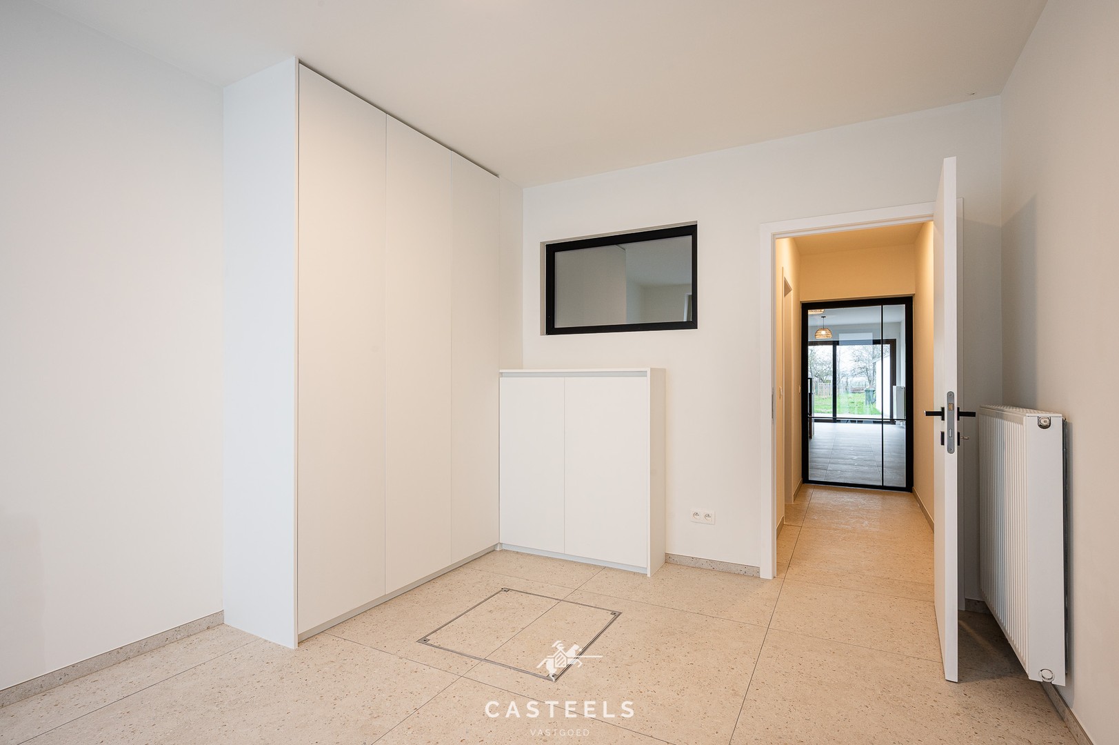 Prachtige gerenoveerde gezinswoning met grote tuin te  Wetteren - foto 4