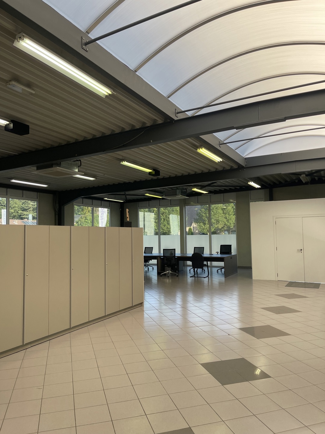 Commercial for rent in Oudsbergen - photo 4