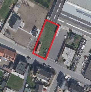 Unieke kans!Ontdek deze prachtige bouwgrond van 702 m², gelegen in de rustige en centraal gelegen Sint-Severinusstraat 2 te Beitem...