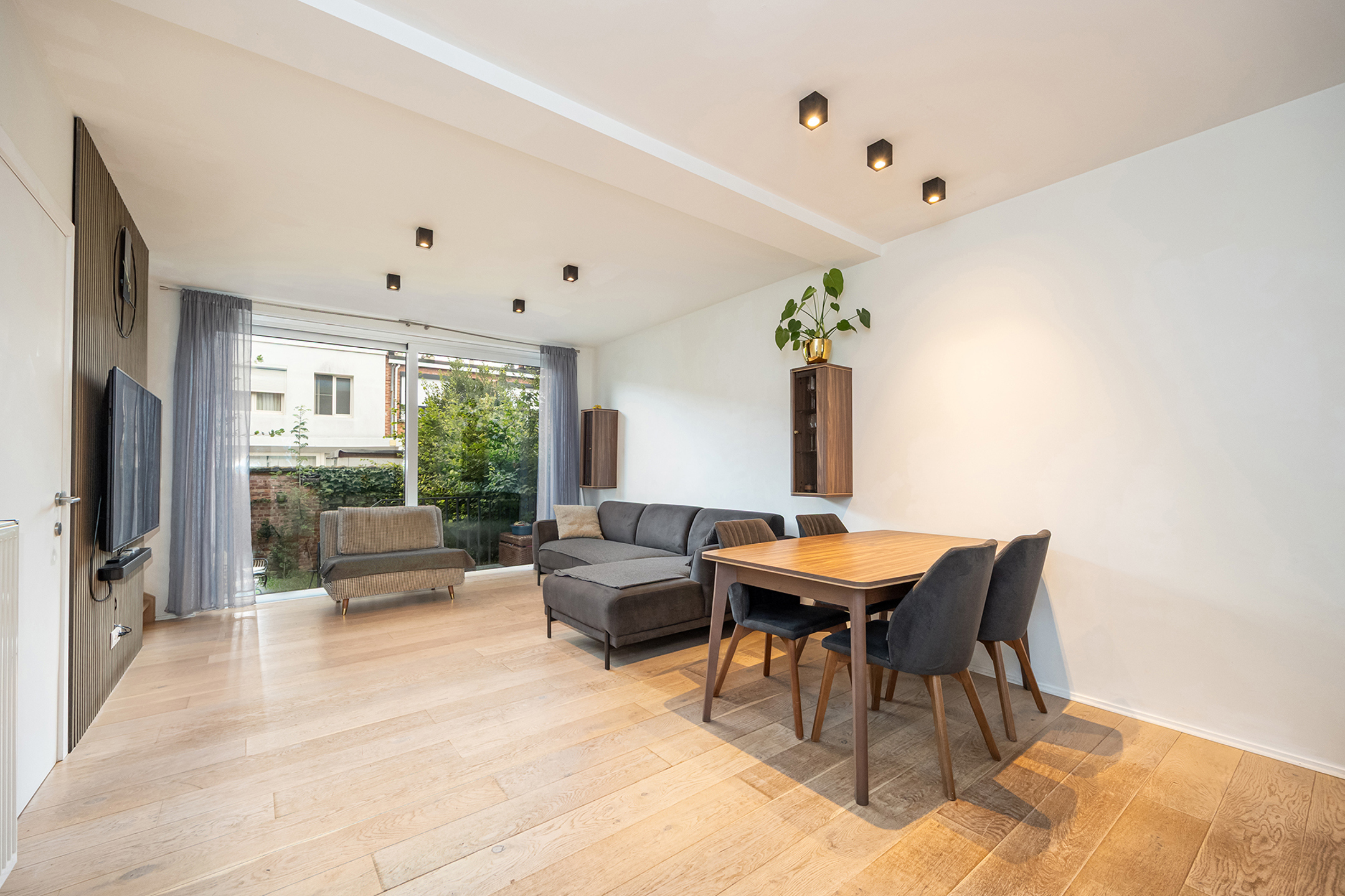 Gezinswoning met tuin in Melrose Park - foto 5