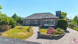 Bij ImmoFusion 7/7 “open huis”: klik op onze 3D-TOUR. Ervaar vastgoed alsof je er zelf doorloopt!Welkom in deze verzorgde bungalow, gelegen op een...