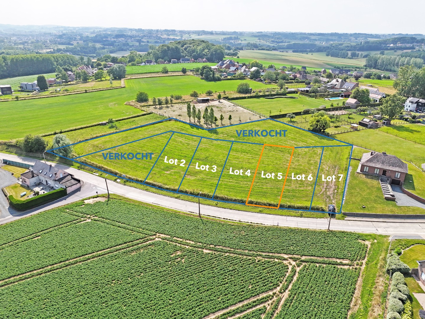 Bouwgrond voor open bebouwing op +/- 8 are te Zottegem - foto 1