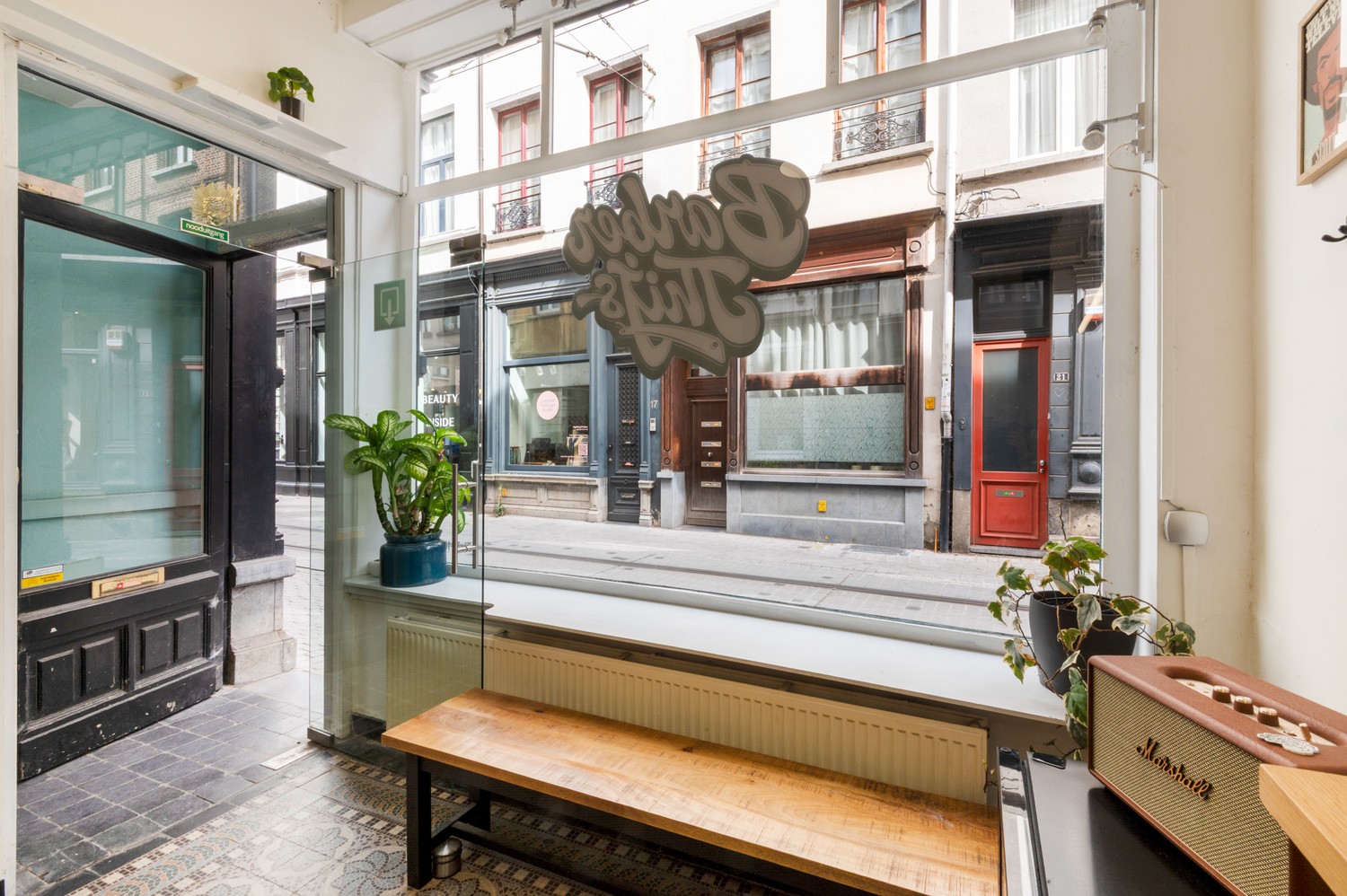 Charmant handelspand in het historische hart van Antwerpen - foto 4