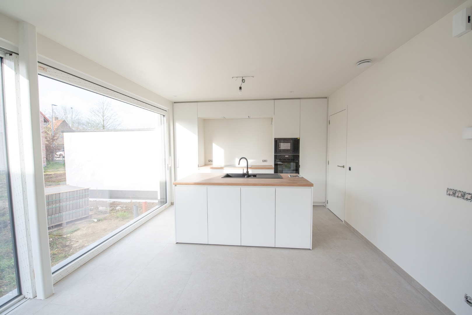 Moderne HOB nieuwbouwwoning met 3 slaapkamers te huur - foto 4