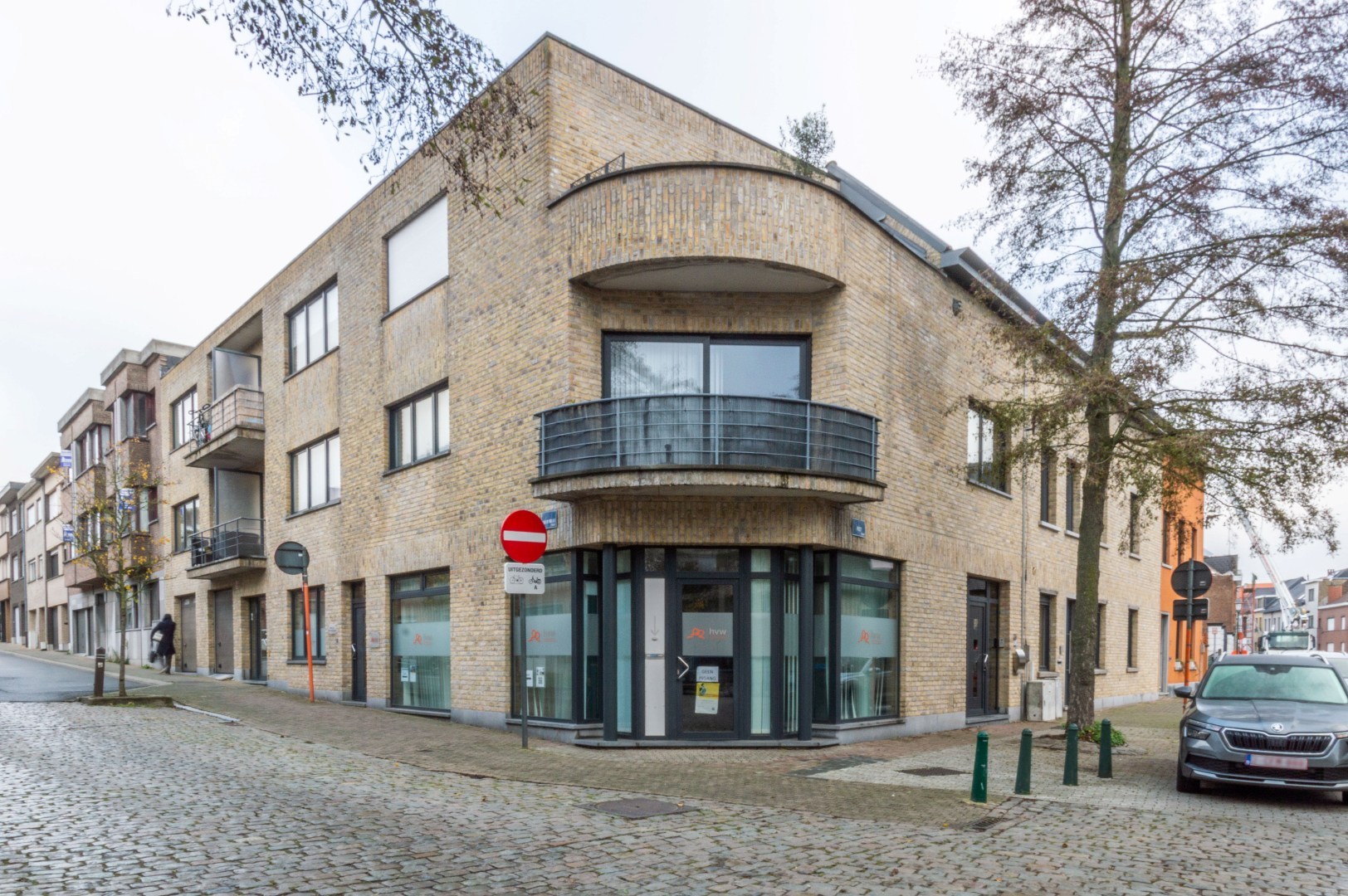 Commercial for sale in Halle - photo 2