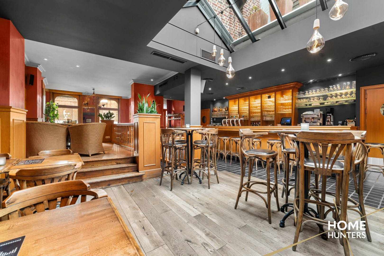 Uniek restaurant met luxueuze woonst in hartje Ieper - foto 5