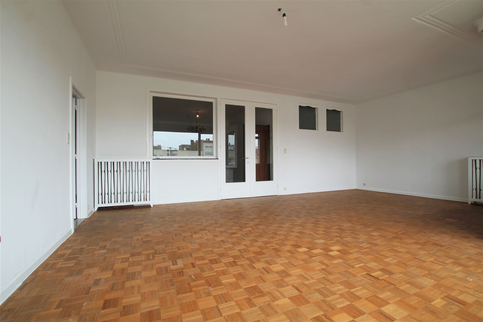 Apartment for rent in Antwerp with 3 bedrooms - photo 4