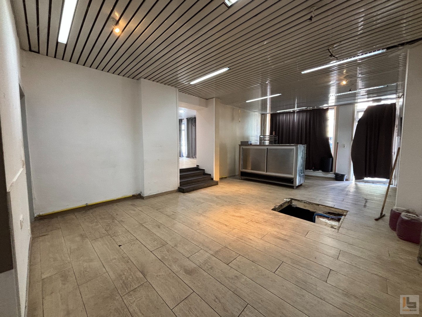 Opbrengsteigendom te koop in centrum Ronse - foto 2