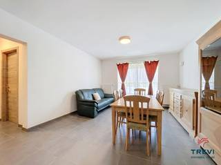 Au centre ville à proximité de la gare et des commerces dans un petit immeuble récent (2018) avec ascenseur, bel appartement lumineux très...