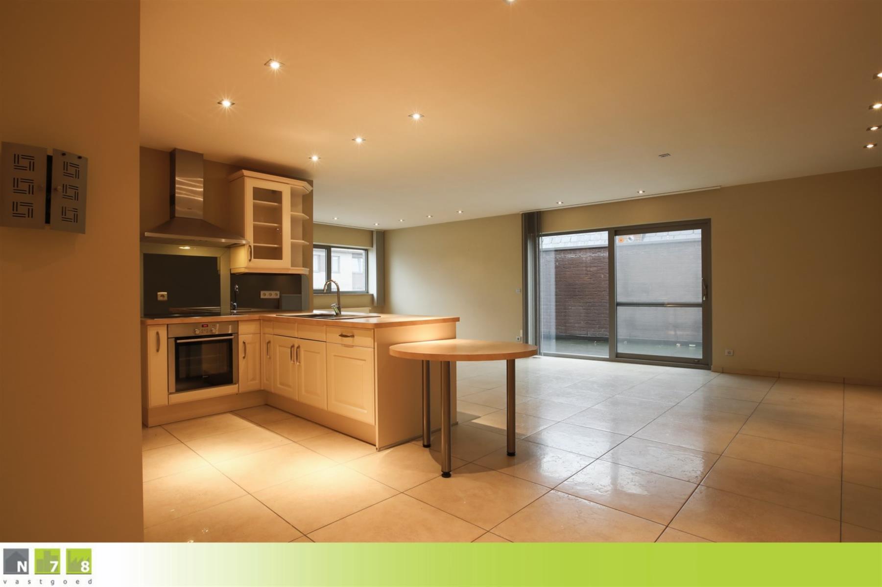 Appartement à louer à Maaseik avec 2 chambres - photo 4