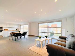 EXCELLENT BIEN ! APPARTEMENT SPACIEUX avec 2 TERRASSES et 2 CHAMBRES.Finitions avec des matériaux de QUALITÉ. Possibilité d’acheter un garage box en...