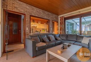 EERSTE BEZOEKMOMENT ZATERDAG 04/04 VANAF 10U (enkel op afspraak!)AAIGEM - Gezellige gezinswoning met tuin, veranda en garage op topligging in...