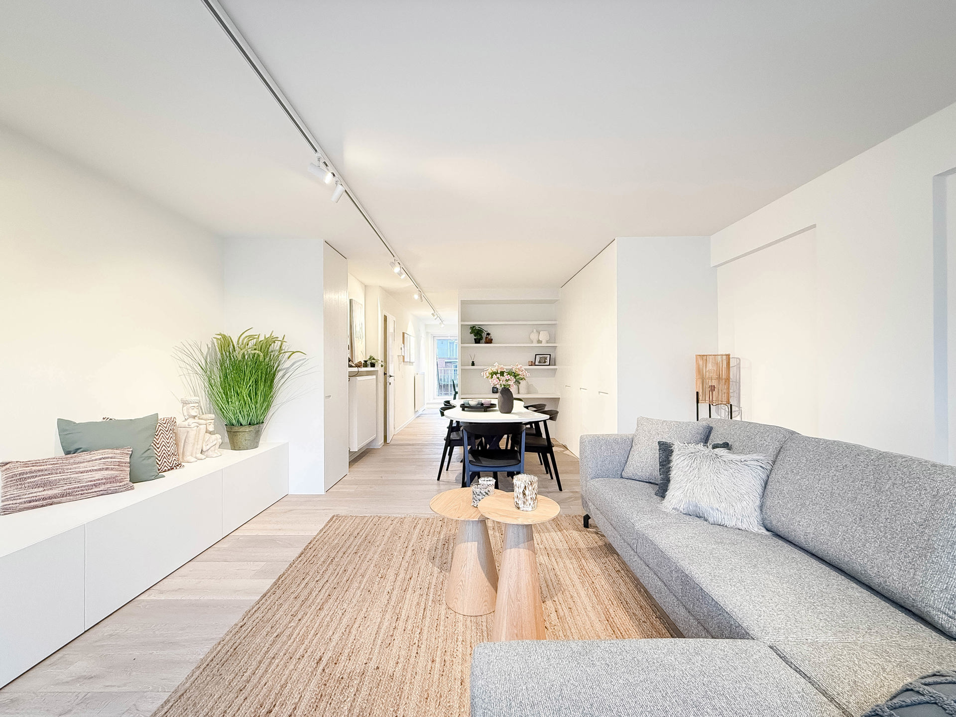 Stijlvol gerenoveerd duplex-appartement met 2 zonneterrassen - foto 5